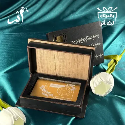 حافظة كروت معدنية